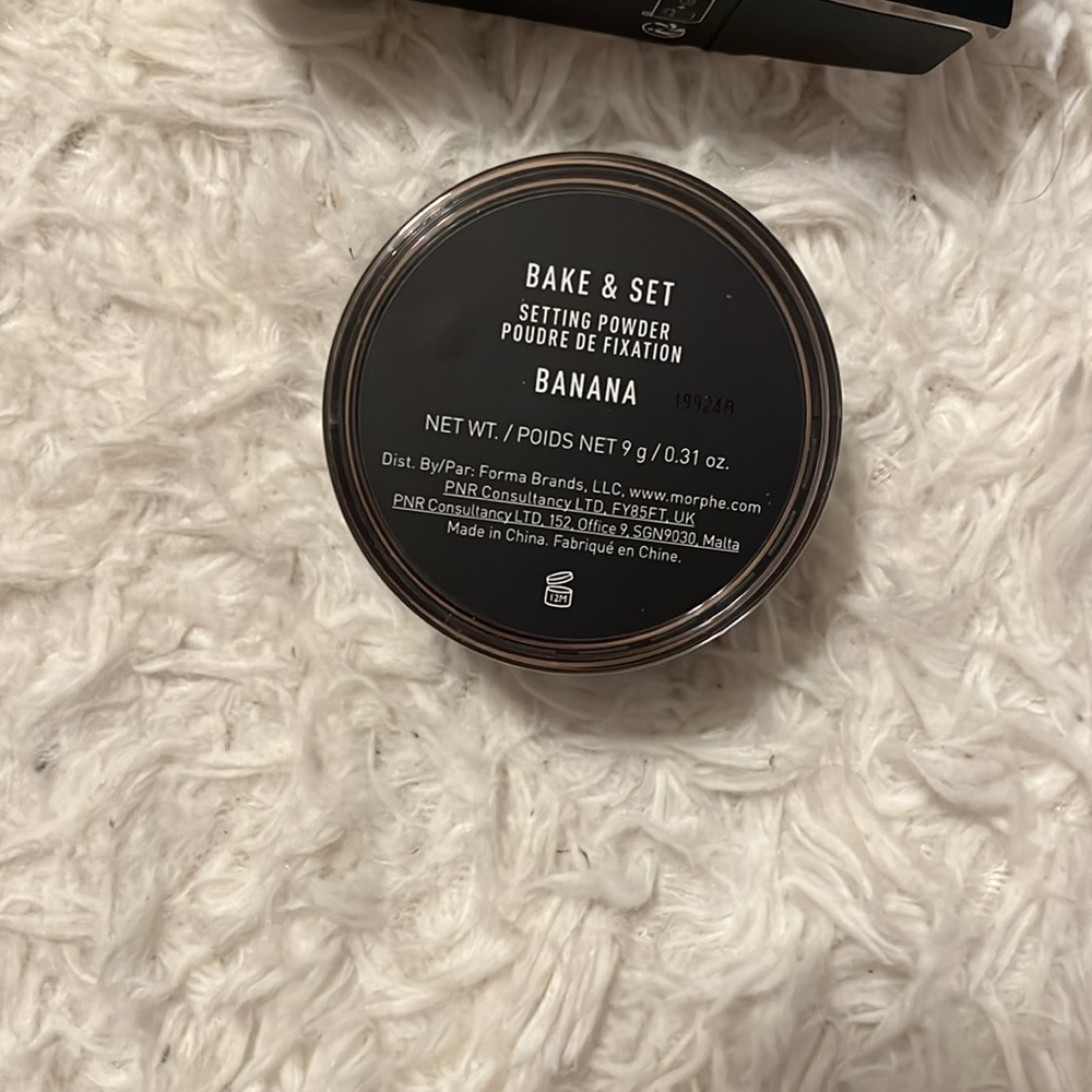 Morphe Bake Setting Powder - Picture 6 of 6